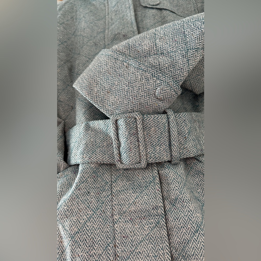 Beautifully Textured Roxy Winter Coat - Picture 4 of 14